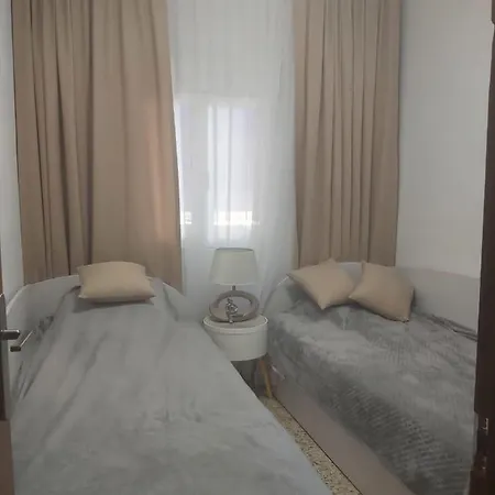 Apartament Cerca Del Mar Apartment *